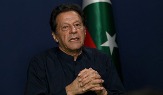 عمران کے خلاف مقدمات کی تعداد 188 تک پہنچنے کے بعد ان کی مشکلات میں اضافہ