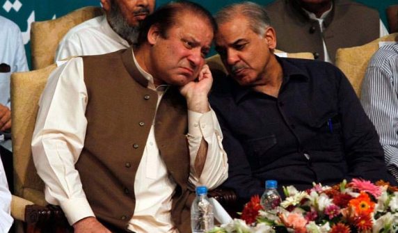 شہباز شریف اور نواز شریف کے درمیان ملاقات میں اہم امور پر تبادلہ خیال